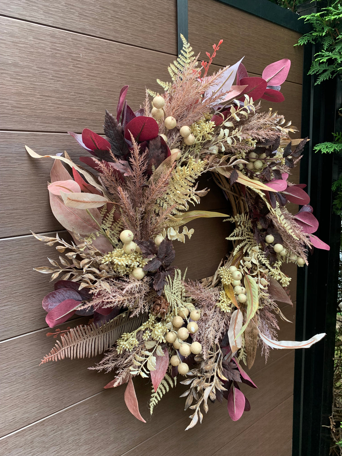 Couronne automnale bordeaux et beige