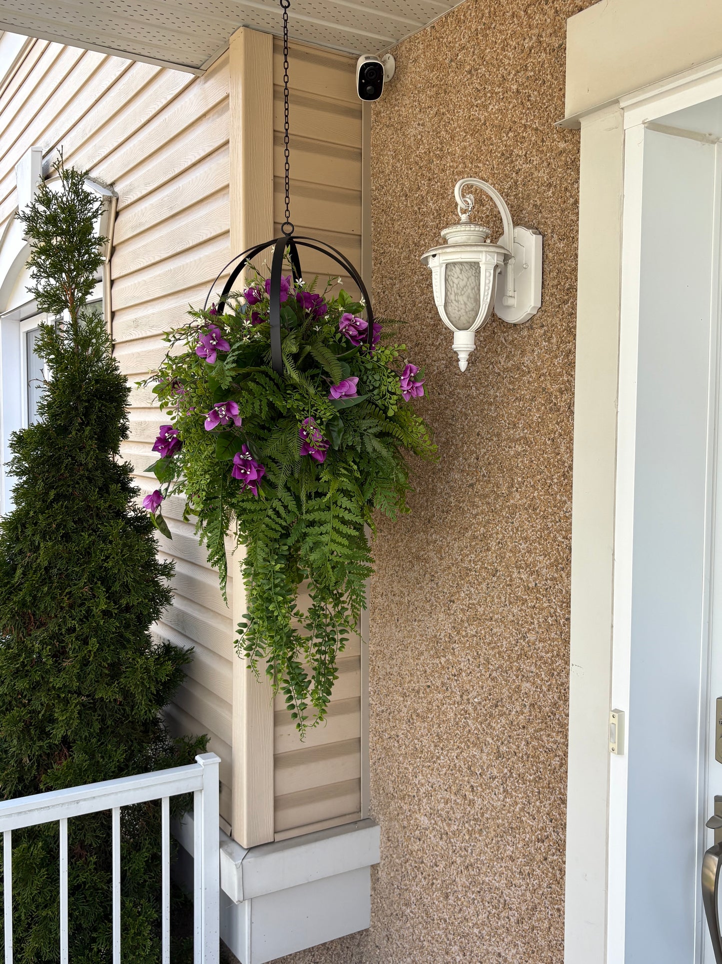 Arrangement suspendu rustique chic – Bougainvillier mauve | Collection Béatrice