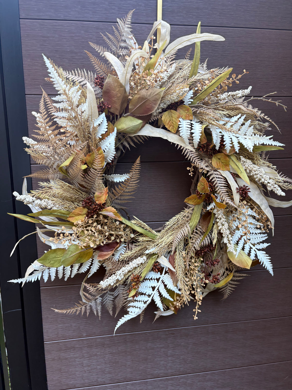 Couronne d’automne rustique chic 24 po – tons crème et terre