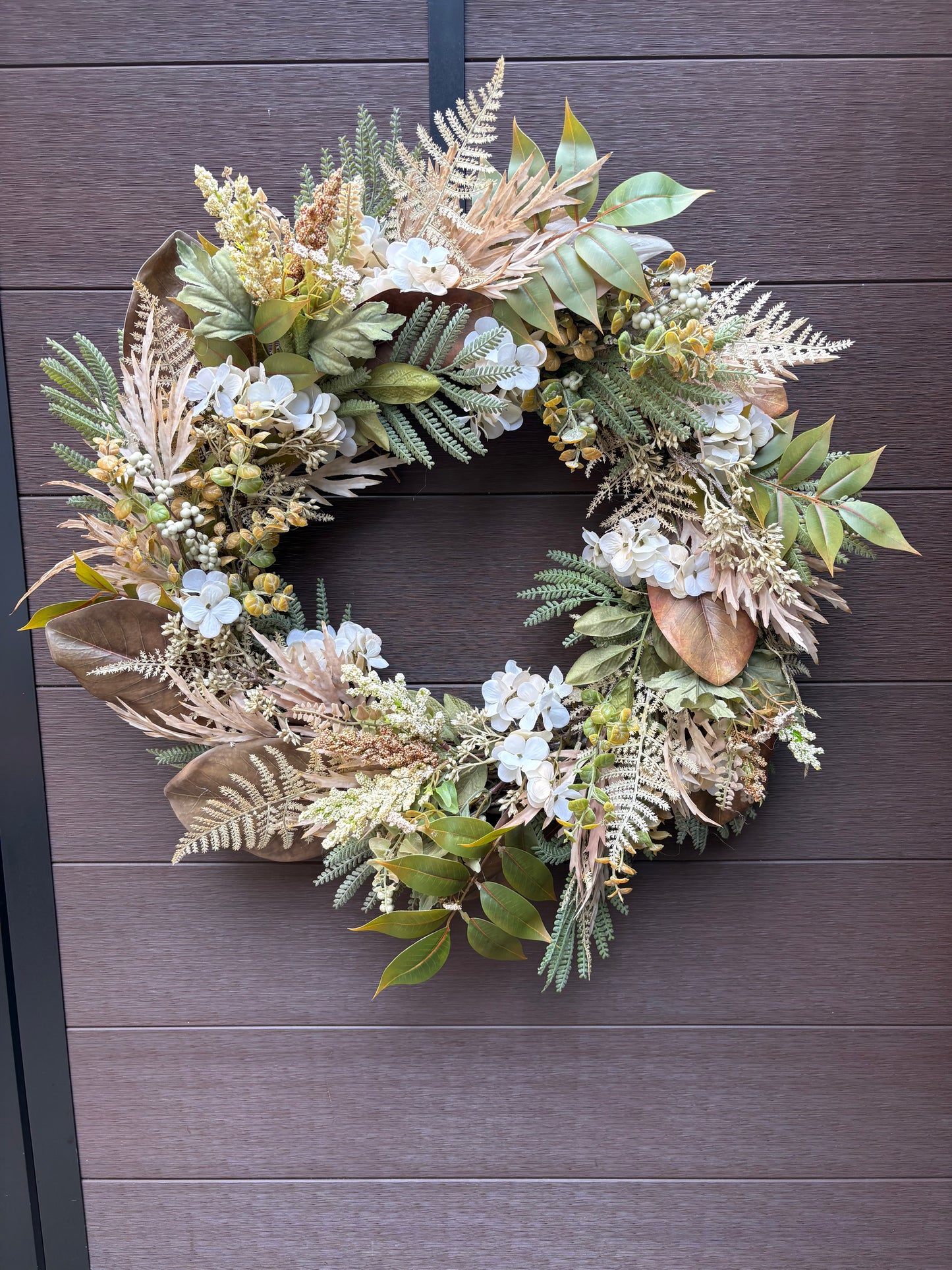 Couronne d’automne beige, blanche et verte