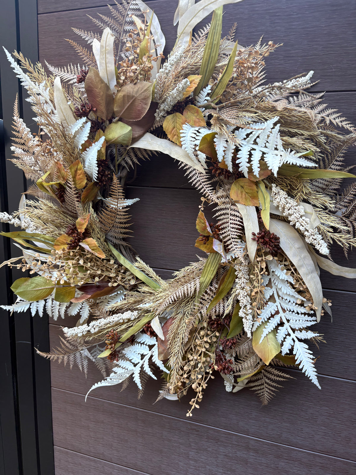 Couronne d’automne rustique chic 24 po – tons crème et terre