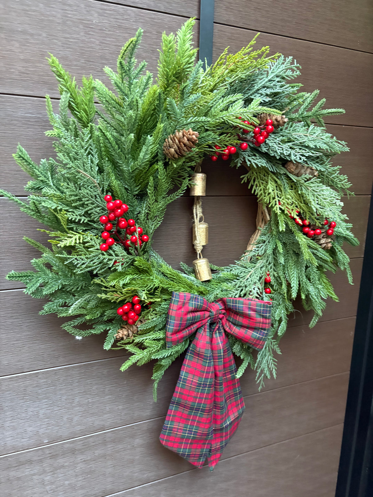 Couronne hivernale de 25 pouces – Décoration rustique chic pour porte d’entrée