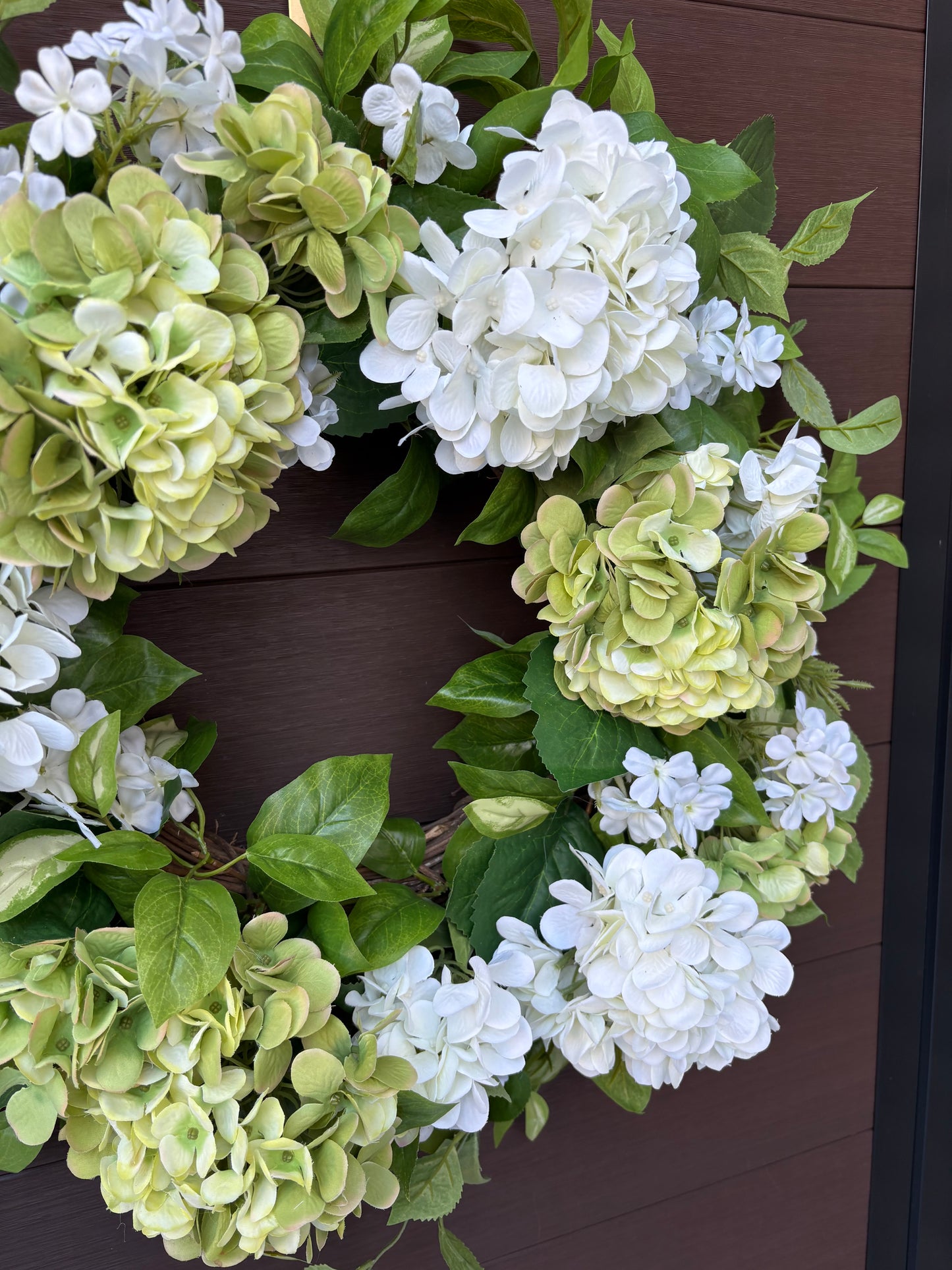 Floral wreath – green and white hydrangea