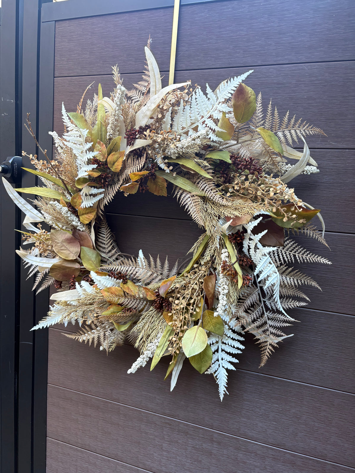 Couronne d’automne rustique chic 24 po – tons crème et terre