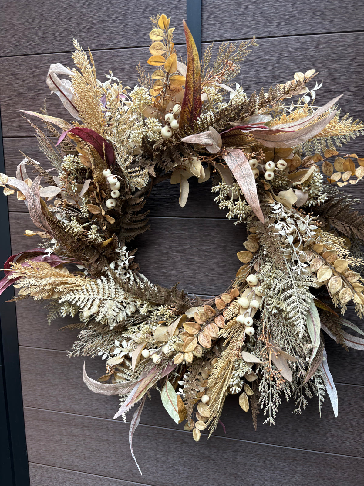 Couronne d’automne rustique chic aux feuillages naturels