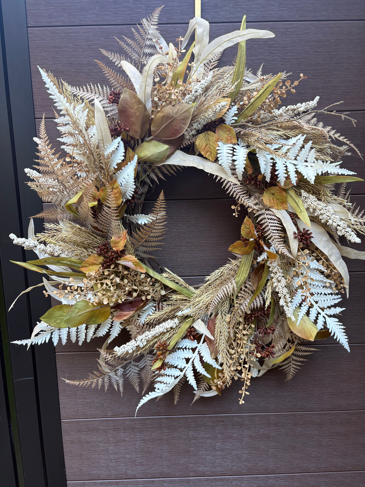 Couronne d’automne rustique chic 24 po – tons crème et terre