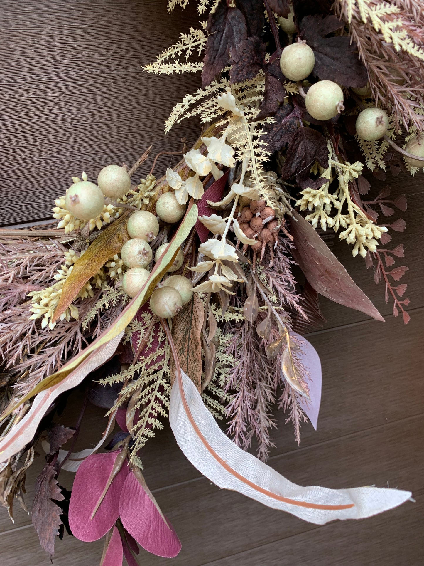 Couronne automnale bordeaux et beige