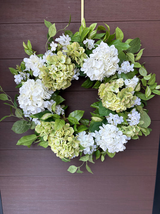 Couronne florale – hydrangée vert et blanc