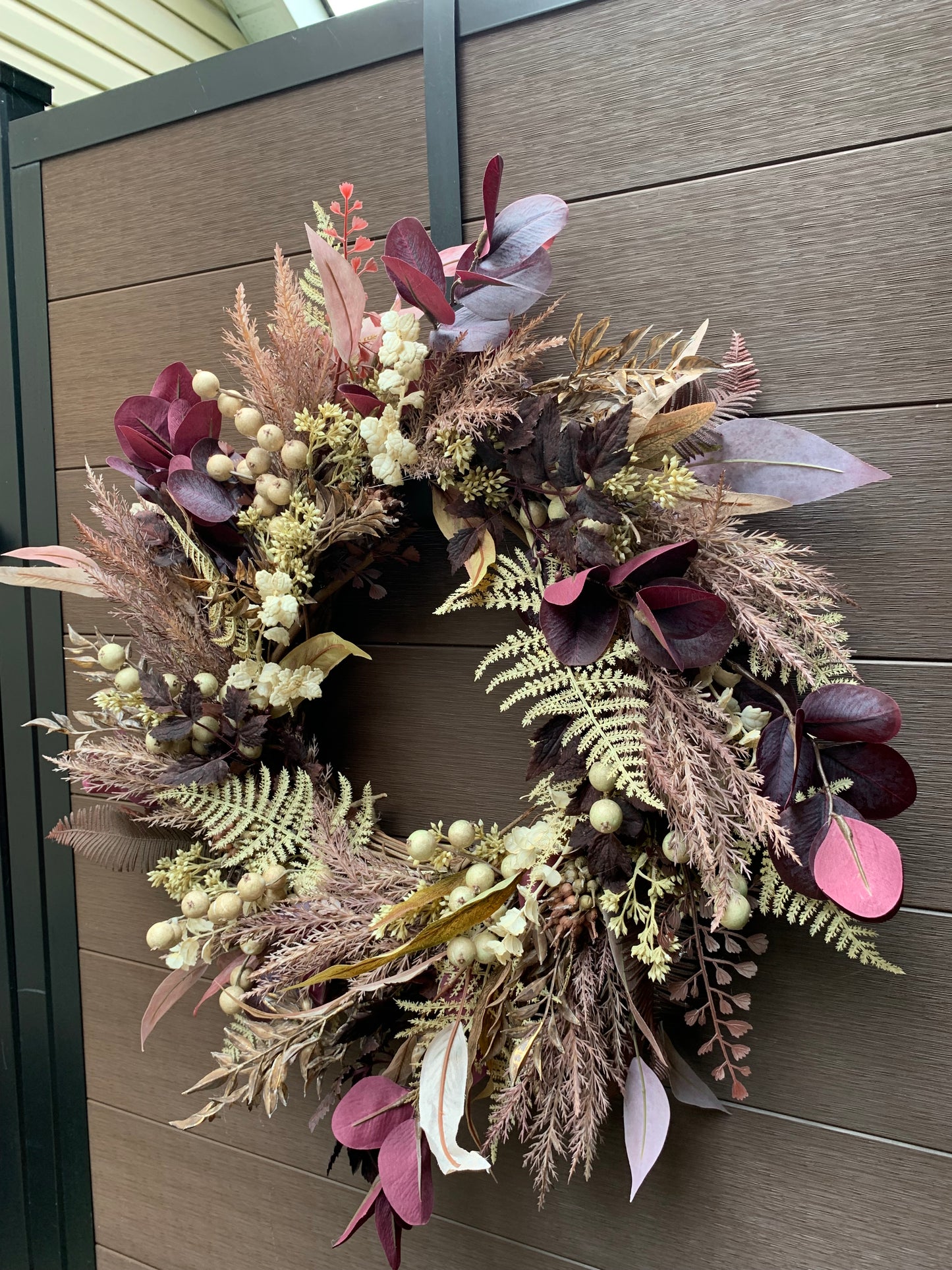 Couronne automnale bordeaux et beige