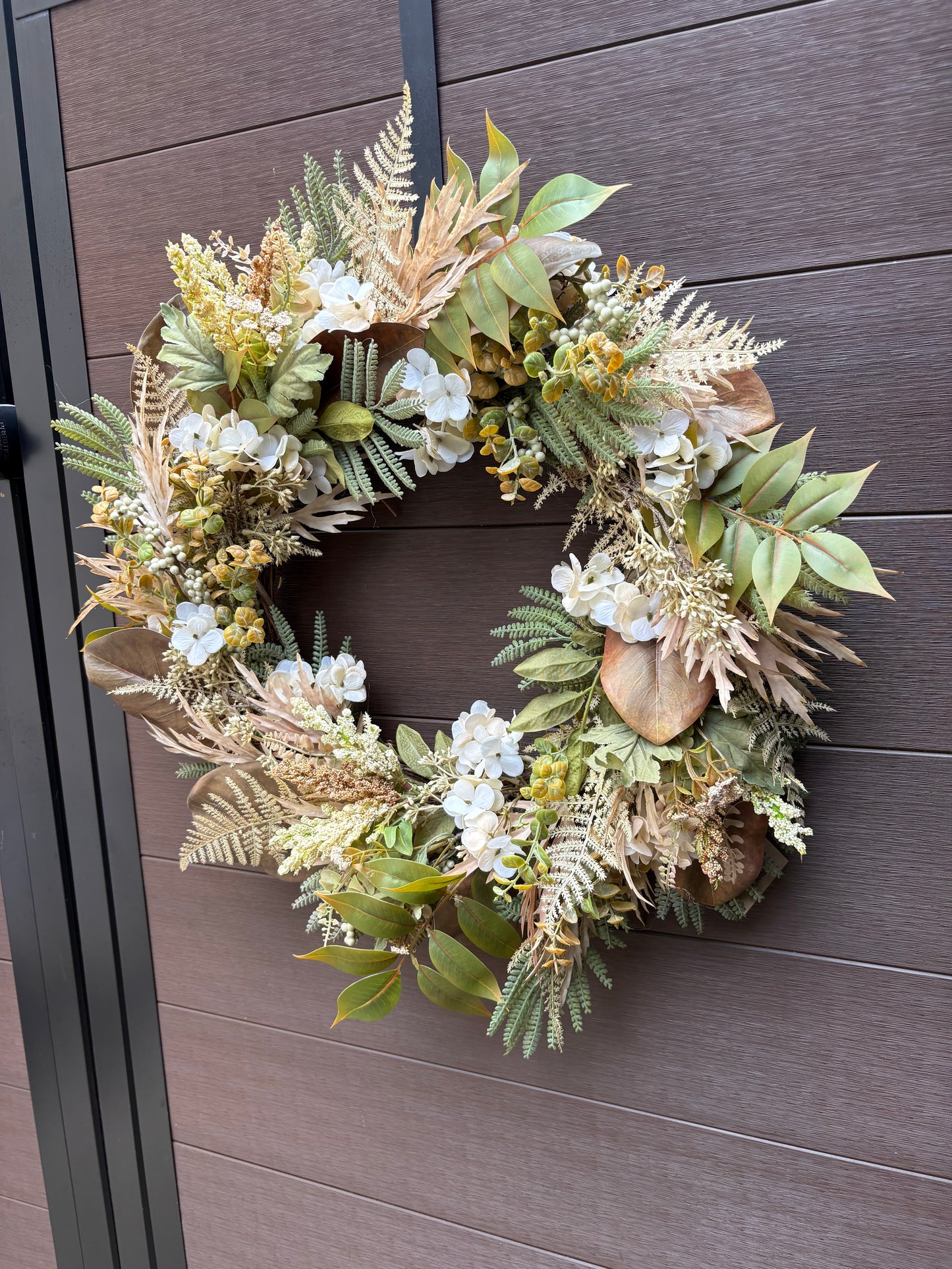Couronne d’automne beige, blanche et verte
