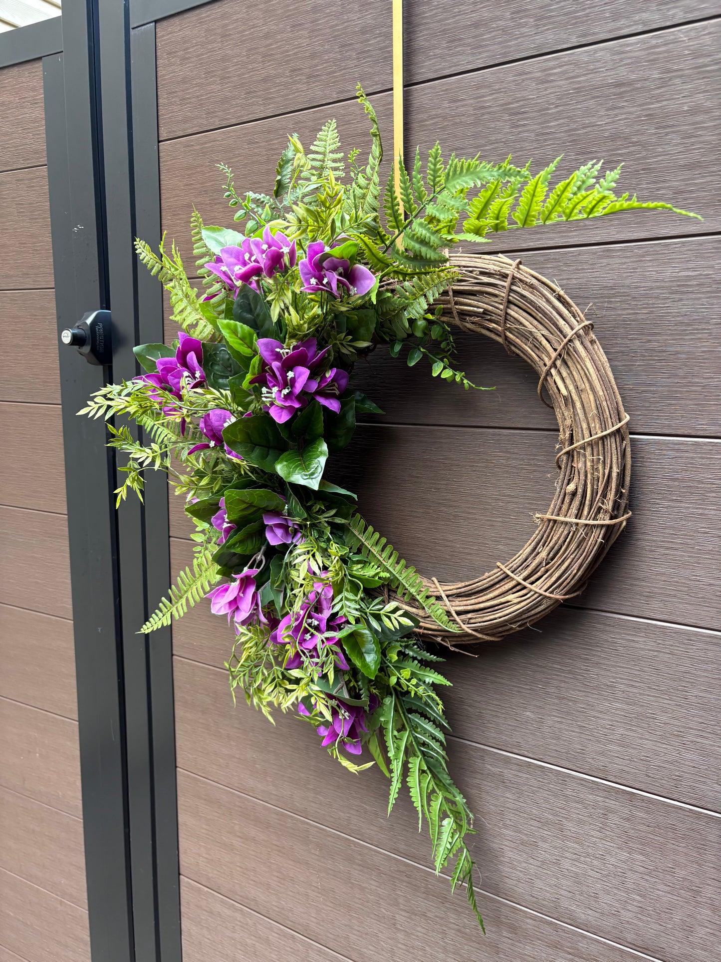 Couronne bougainvillier mauve – couronne de porte printemps naturelle