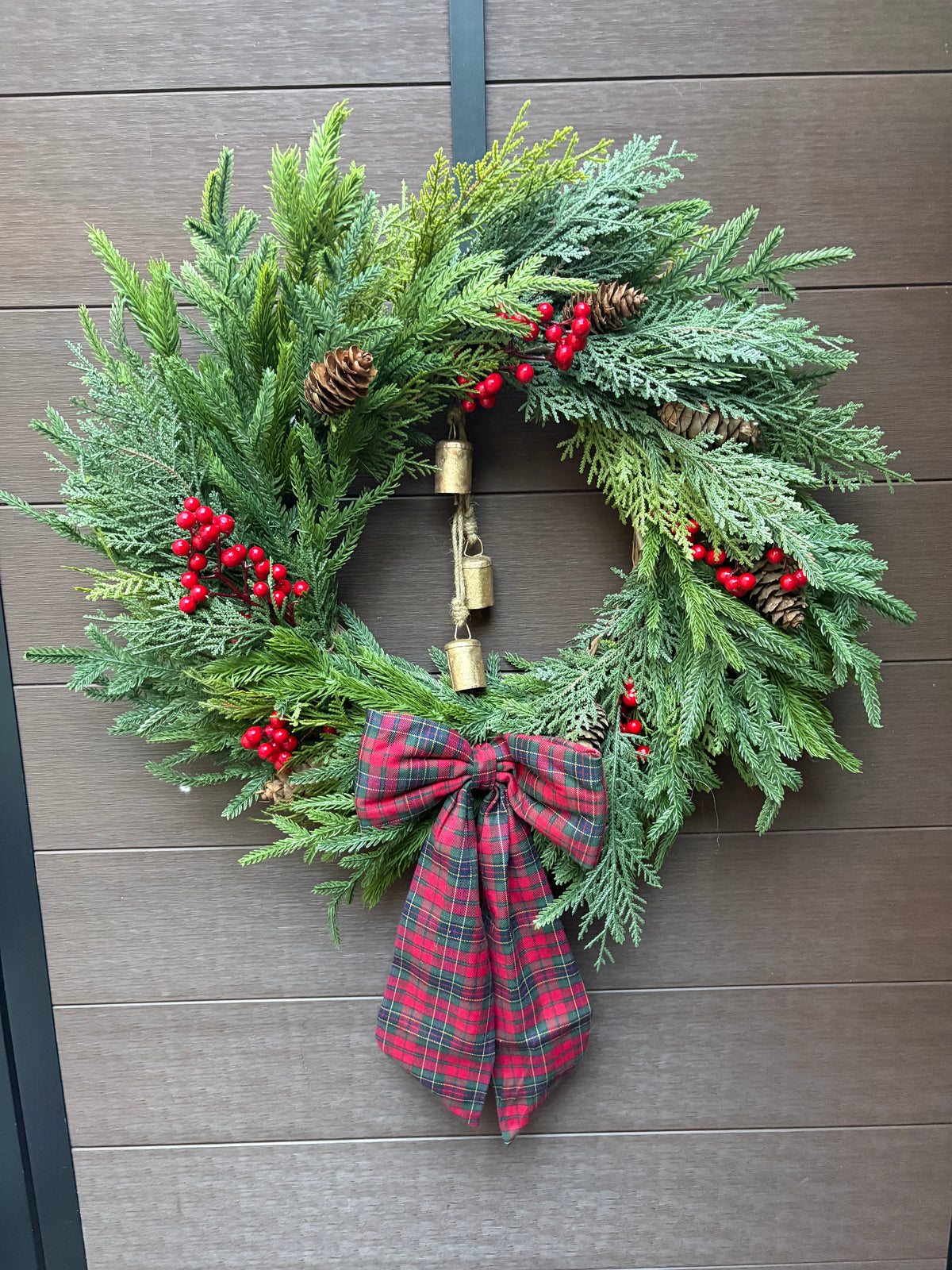 Couronne hivernale de 25 pouces – Décoration rustique chic pour porte d’entrée