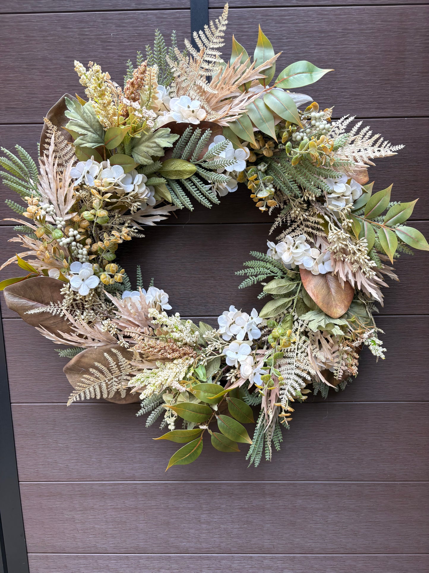 Couronne d’automne beige, blanche et verte