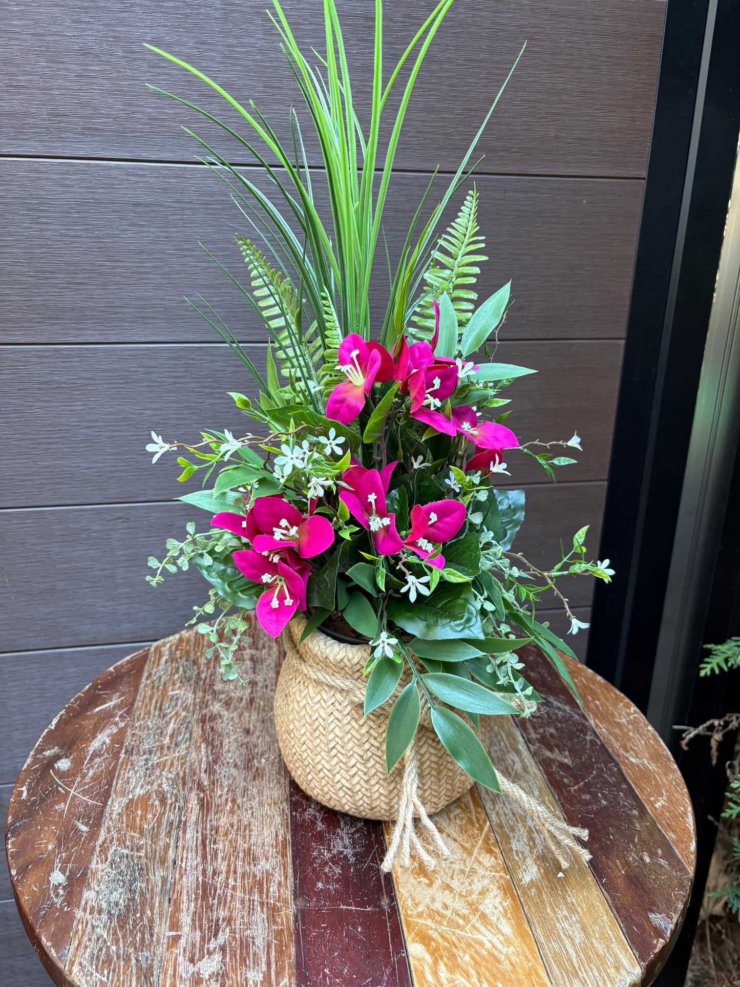 Arrangement bougainvillier framboise en pot