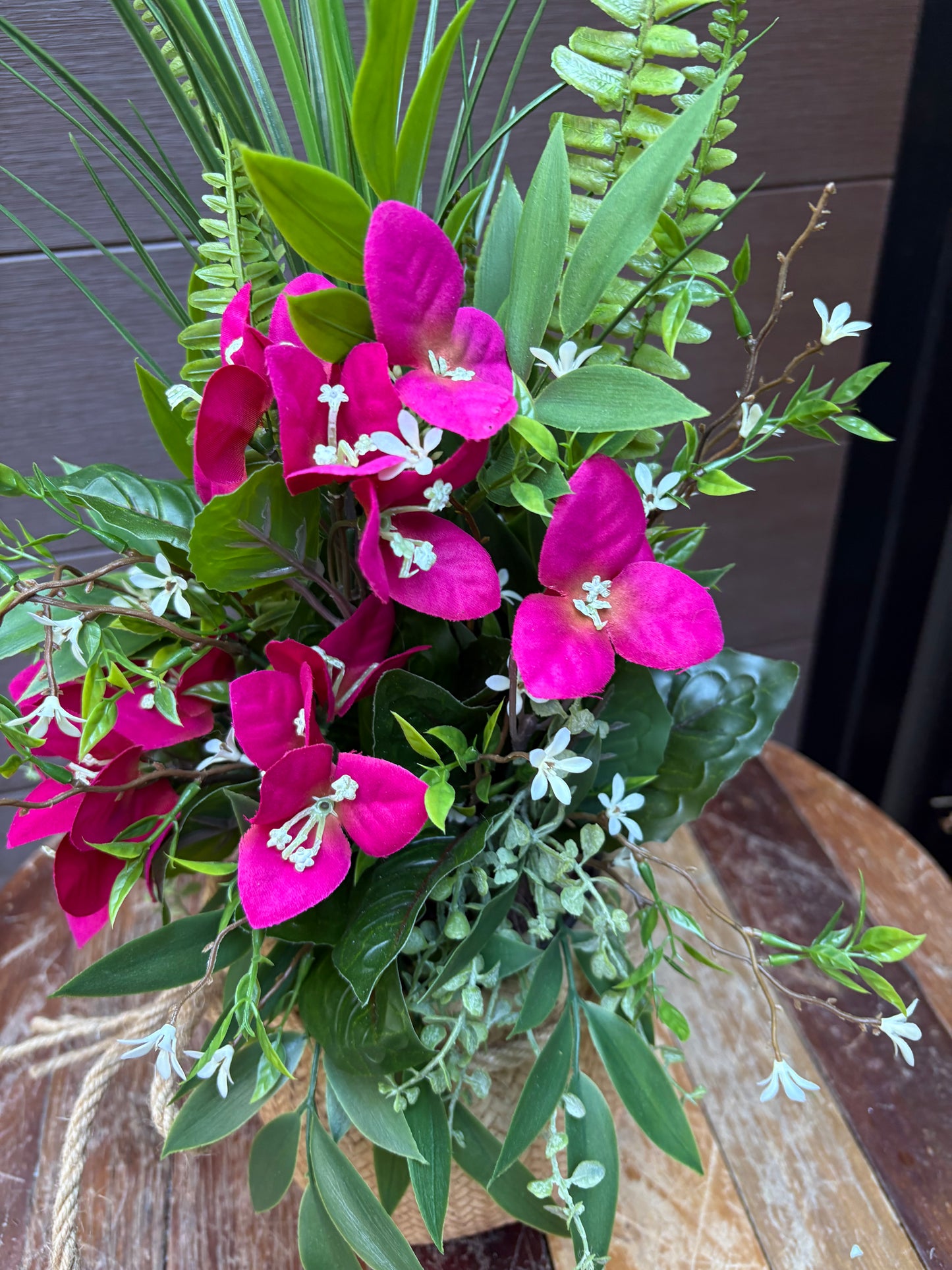 Arrangement bougainvillier framboise en pot