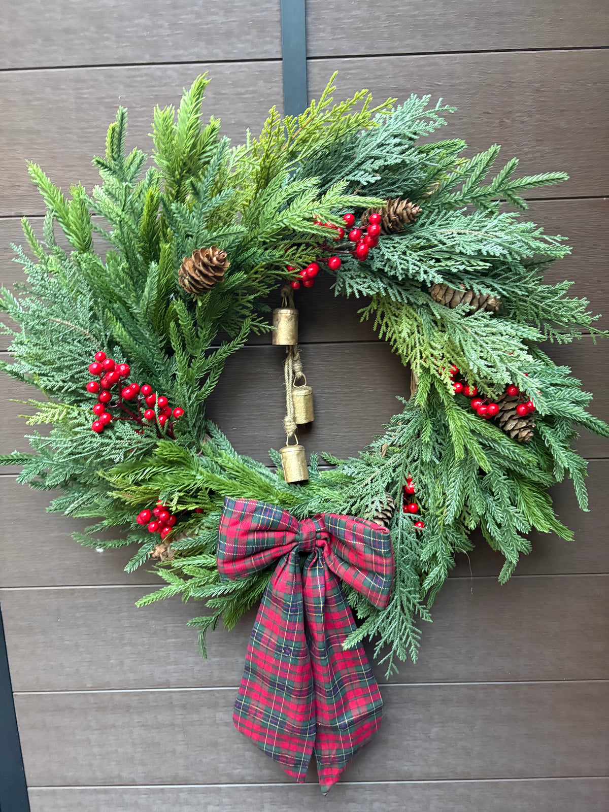 Couronne hivernale de 25 pouces – Décoration rustique chic pour porte d’entrée