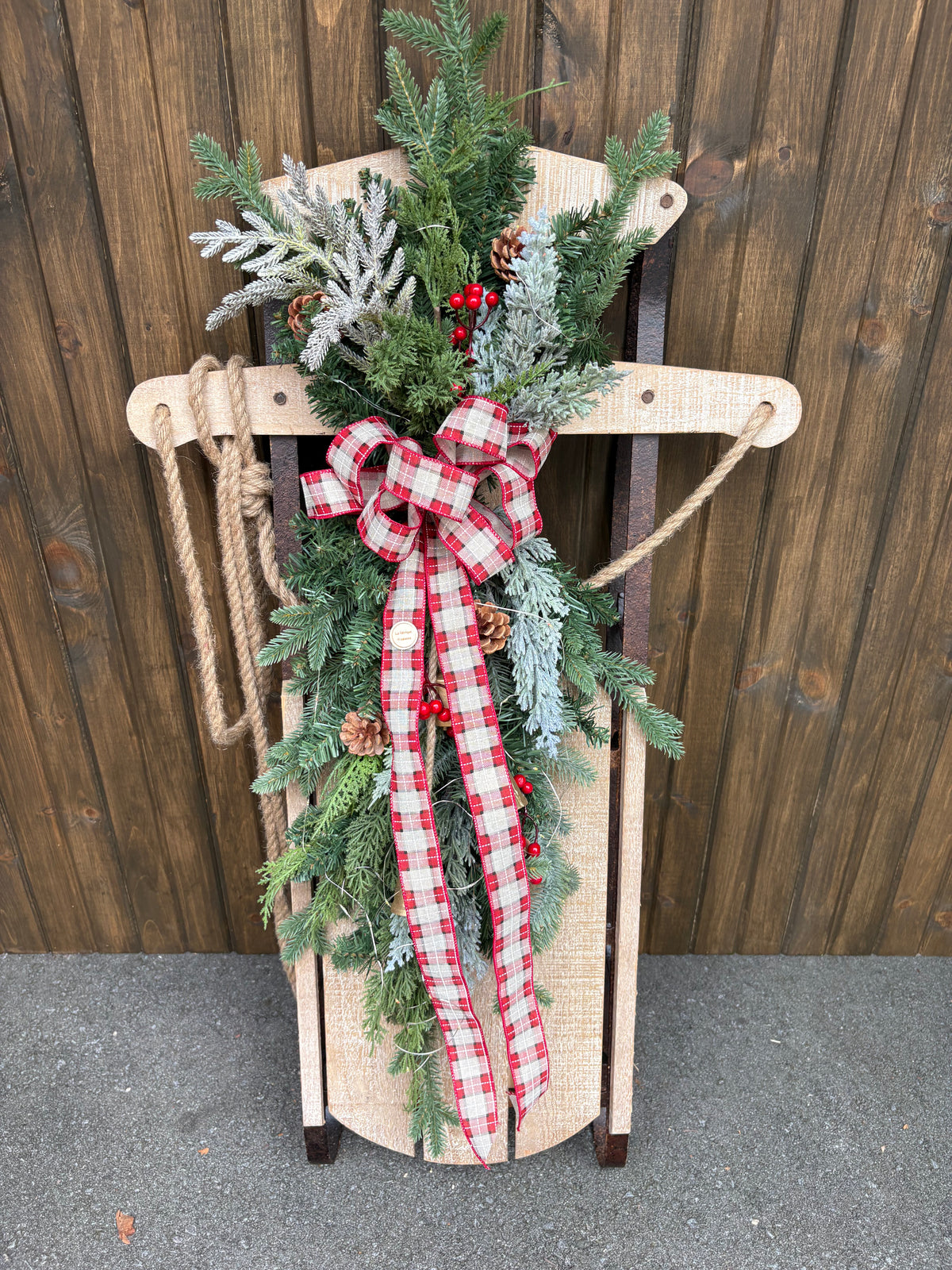Traîneau décoratif de Noël en bois – Rustique chic | 42 po