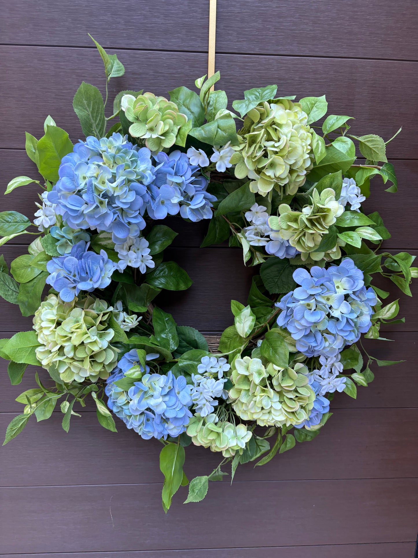 Couronne hydrangea bleu et vert – feuillage naturel élégant