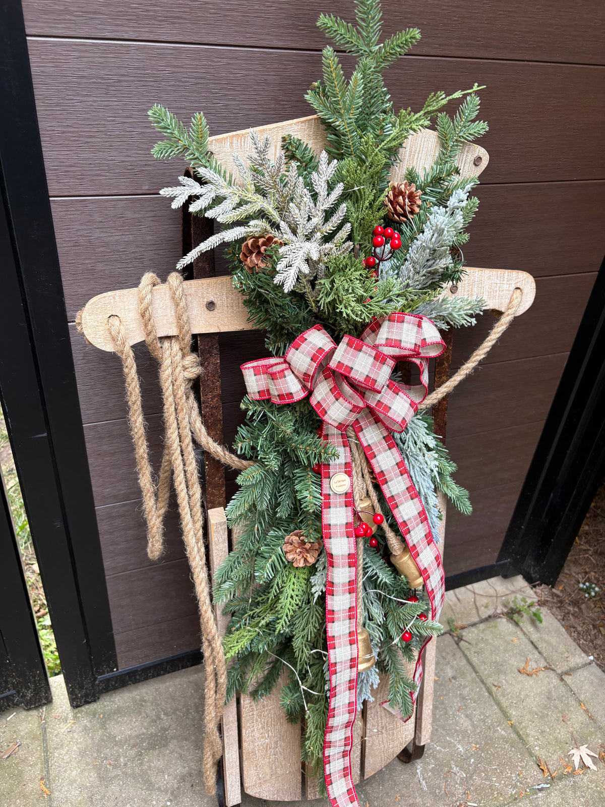 Traîneau décoratif de Noël en bois – Rustique chic | 42 po