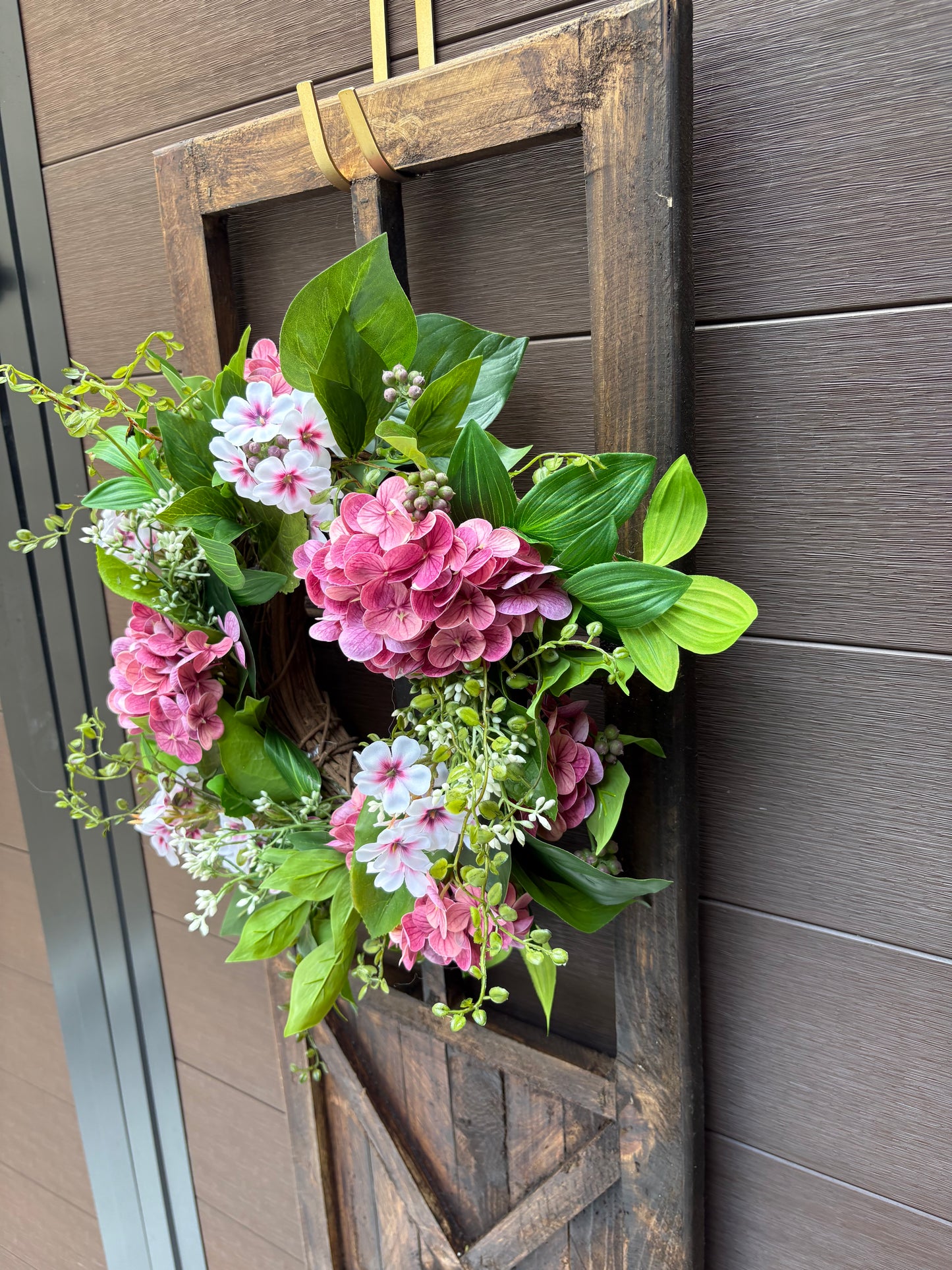 Decorative door - romantic floral