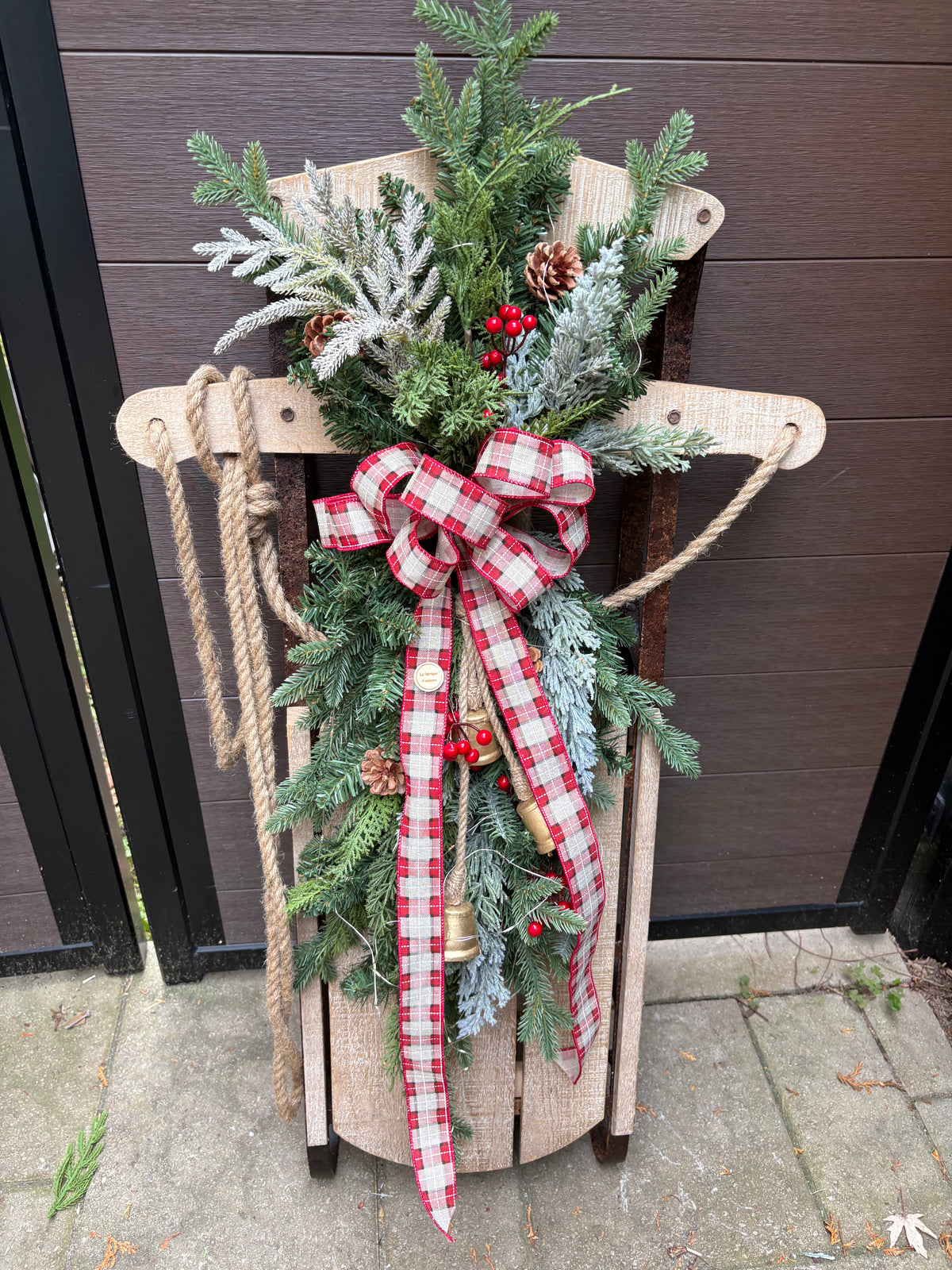 Traîneau décoratif de Noël en bois – Rustique chic | 42 po