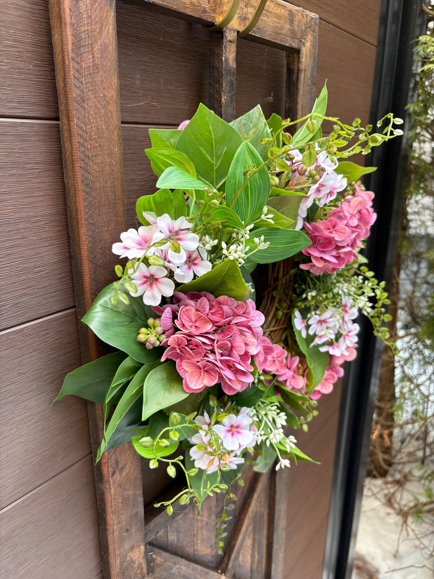 Decorative door - romantic floral