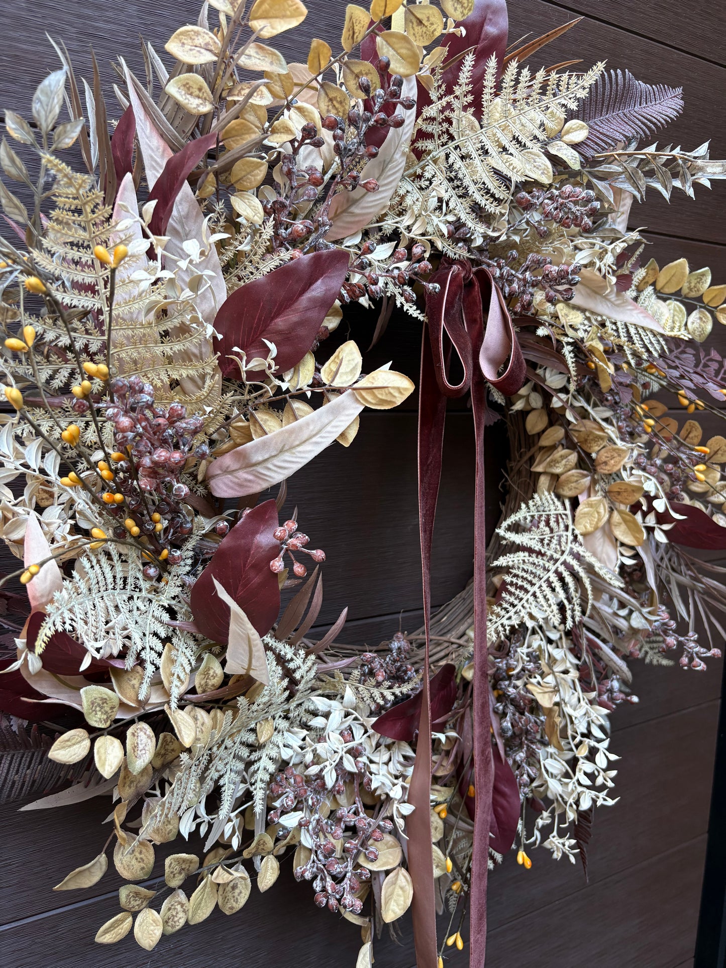 Elegant autumn wreath with golden foliage and burgundy velvet ribbon – Front door decoration