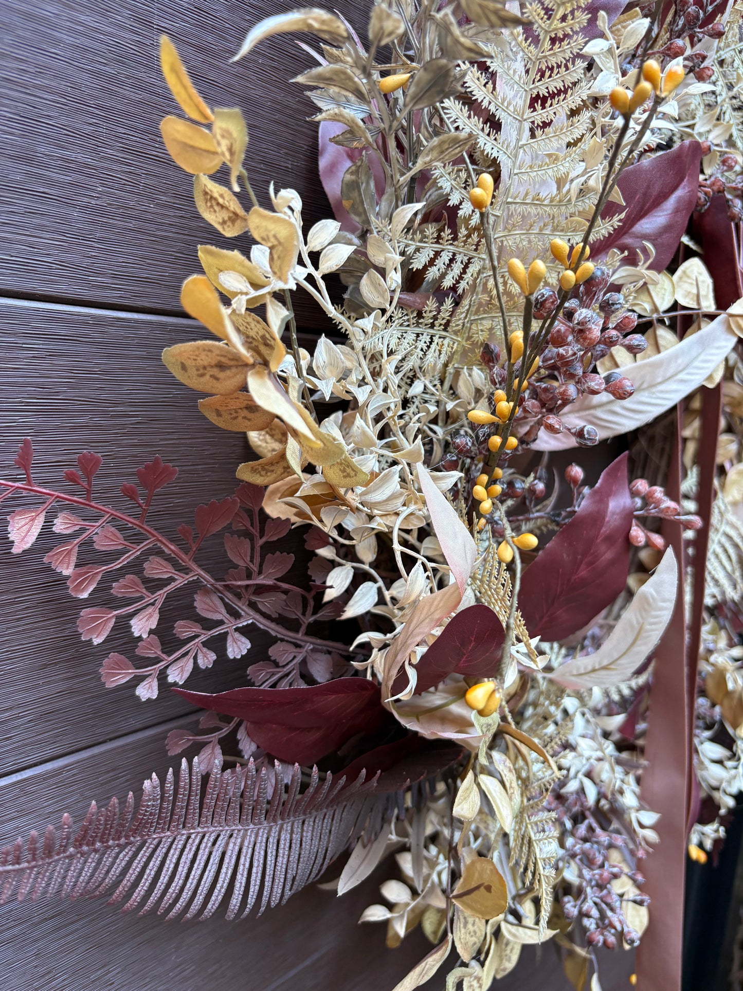 Elegant autumn wreath with golden foliage and burgundy velvet ribbon – Front door decoration