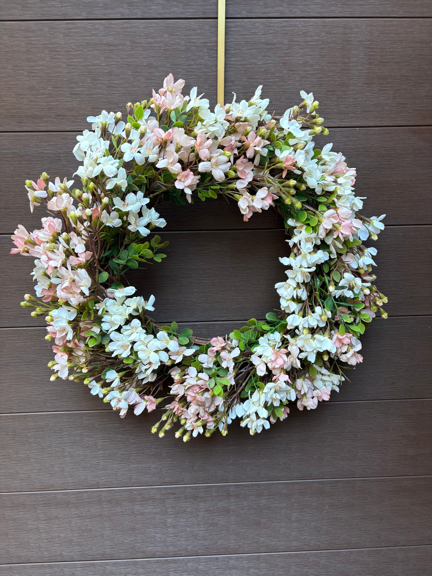 Couronne fleurs de cerisier blanches et roses 22 pouces | Collection Romantique