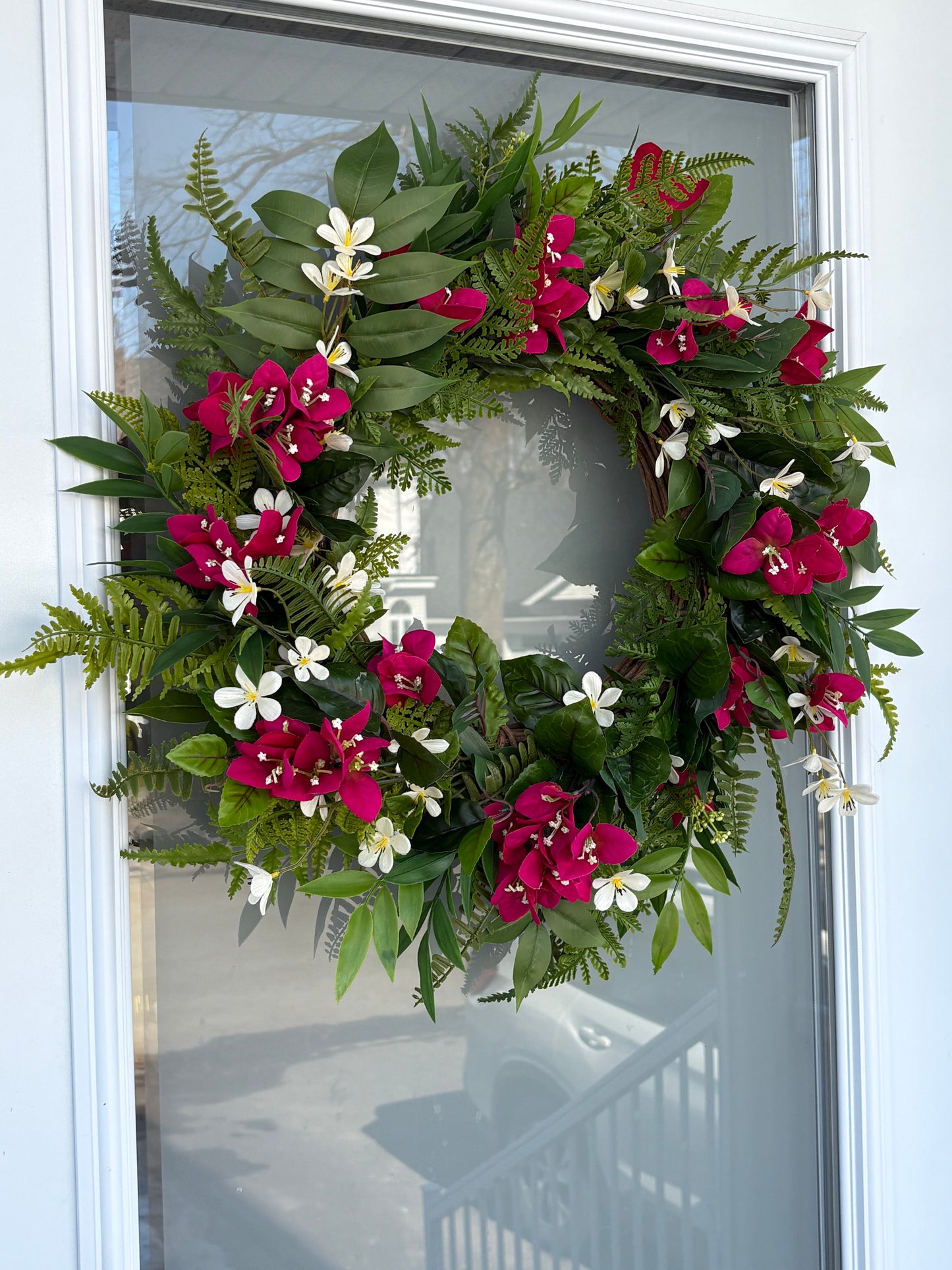 Couronne bougainvillier framboise – 26 pouces | Collection Béatrice