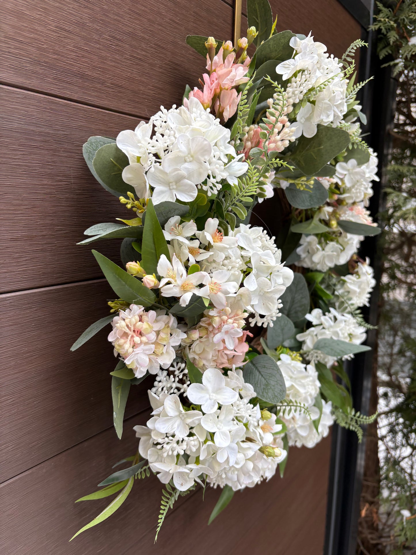 Door wreath – white and lilac hydrangeas